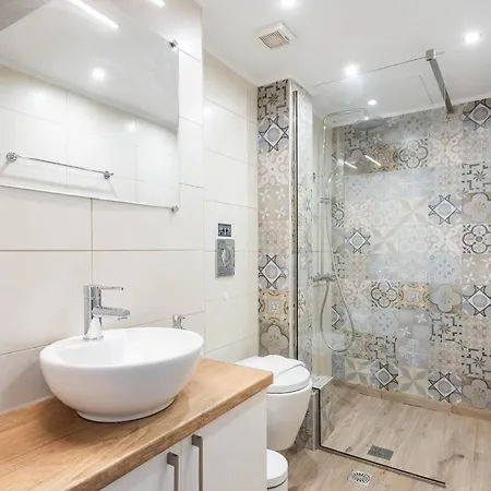 Boutique Near Airport * Pallini (East Attica)