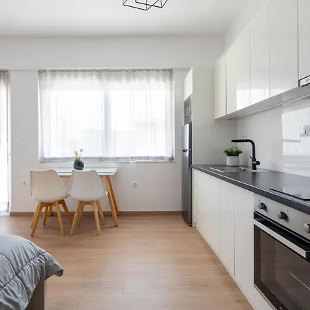 Boutique Near Airport Apartment *
